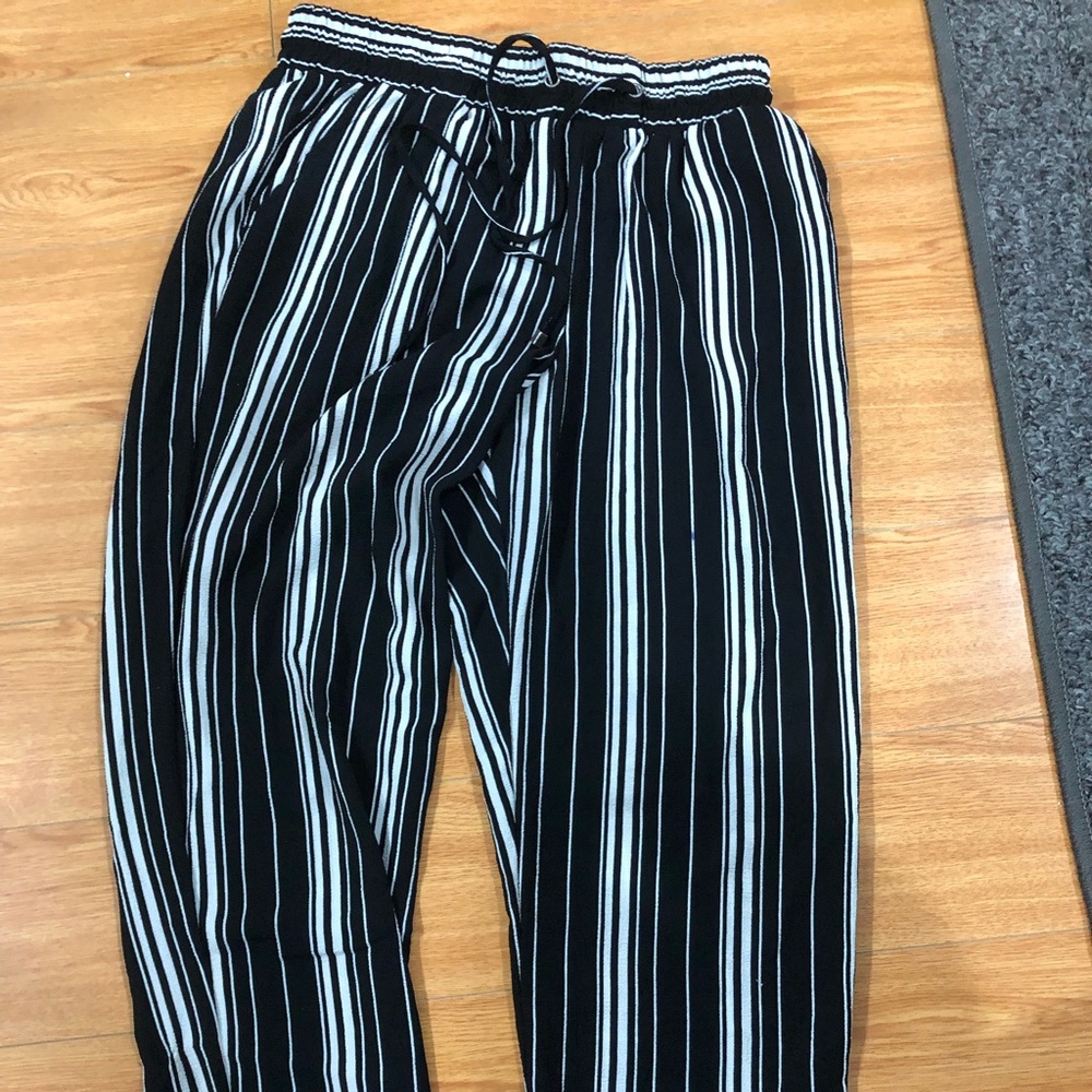 Loose pants